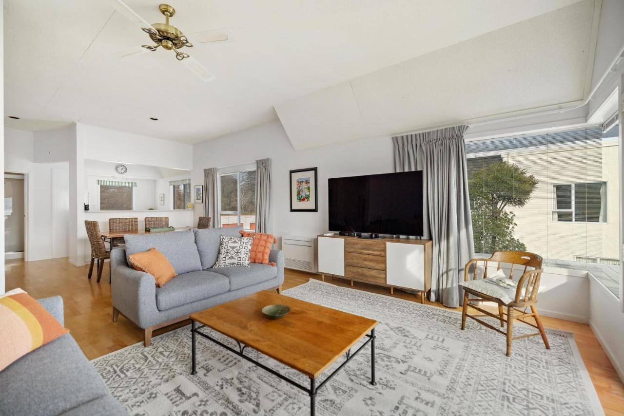 Charming Views Apartment Wanaka Exterior photo